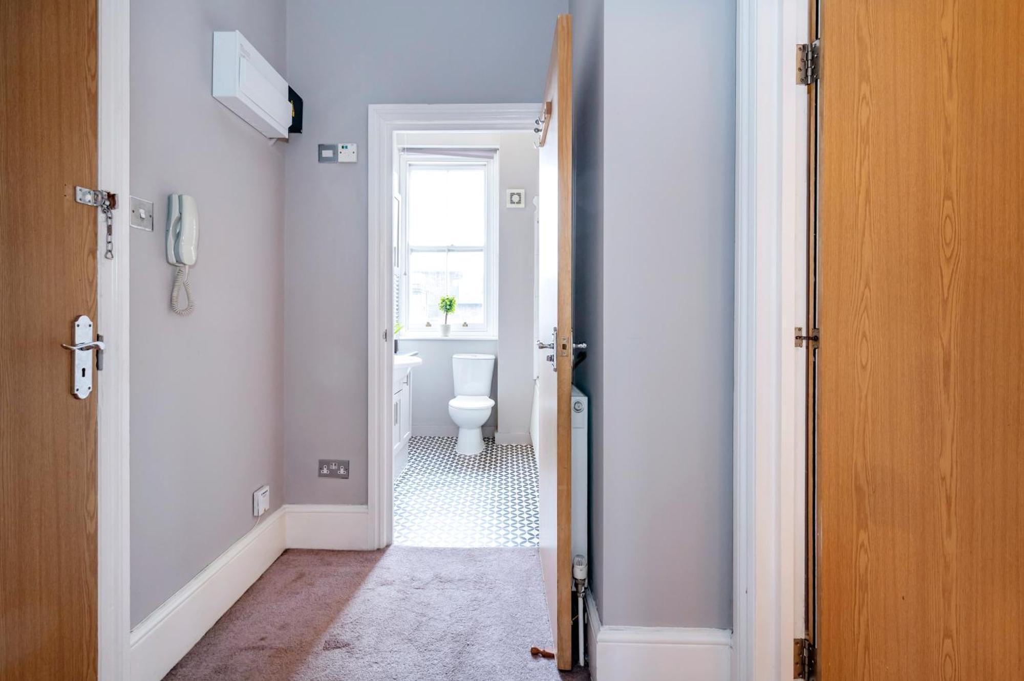 Large 1 Bedroom In Center Of London 3 외부 사진